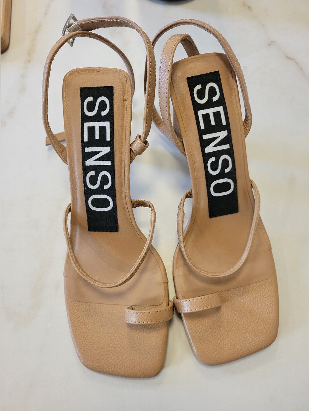 SENSO Kendyll Nude Minimalist Square-Toe Strappy Heels sz 37